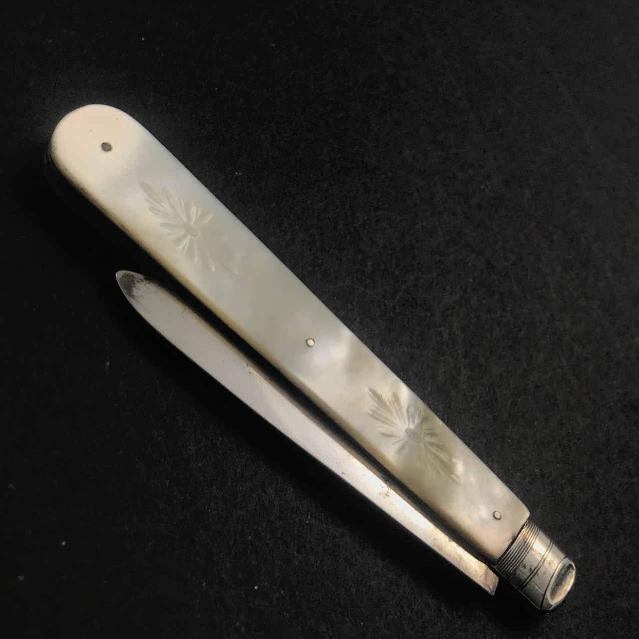 Pocket fruit knife by Thomas Marples of Sheffield, 1877 - Image 4