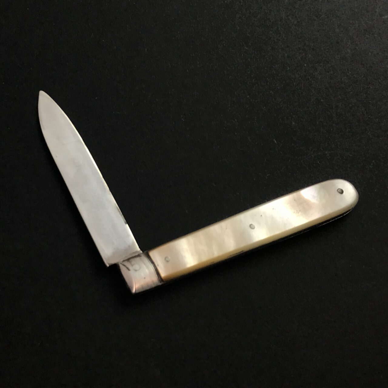 Enigmatic pocket fruit knife by Atkin, Oxley & Law, 1825