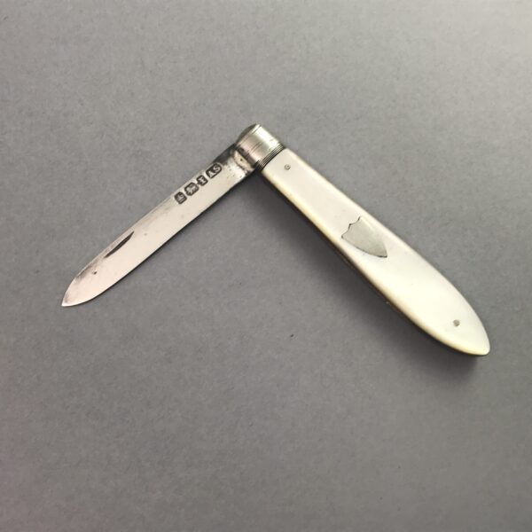 Pocket Fruit knife by Arthur Staniforth of Sheffield, 1915 - Image 6