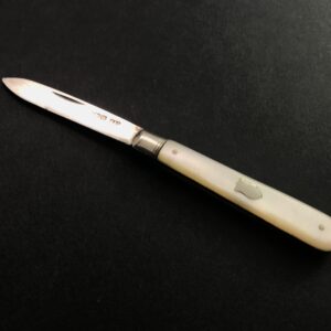 Fine fruit knife by John Yeomans Cowlishaw, 1937