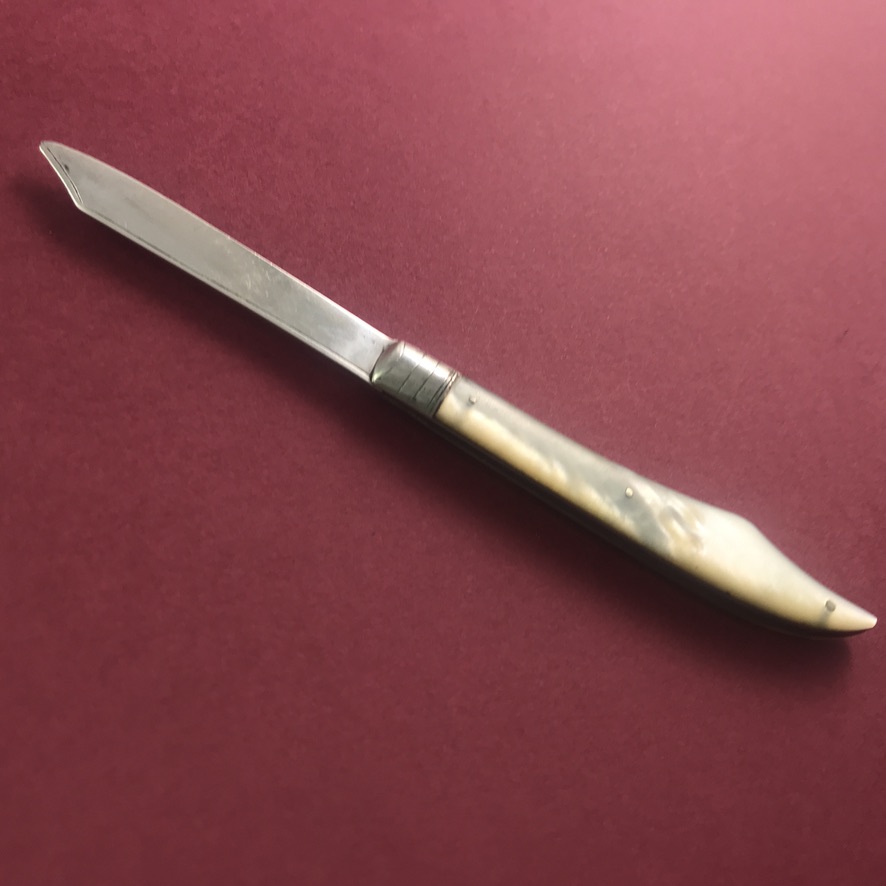 John Yeomans Cowlishaw pocket fruit knife with most unusual shape, 1903 - Image 3