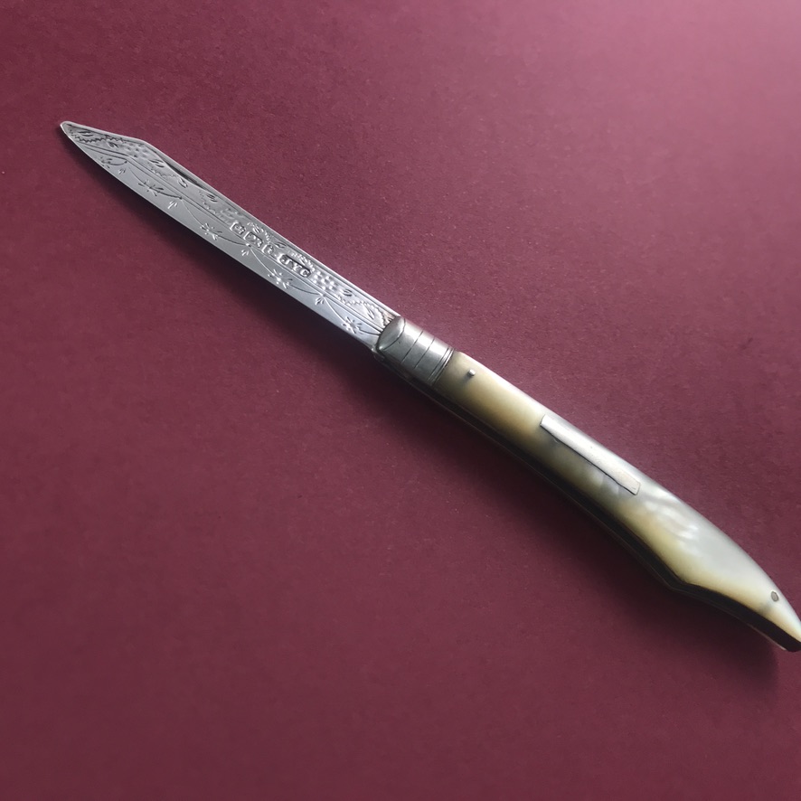 John Yeomans Cowlishaw pocket fruit knife with most unusual shape, 1903 - Image 2